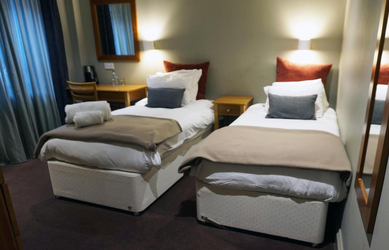 The Penny Farthing Hotel Berkhamsted Εξωτερικό φωτογραφία